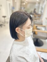 ベンチ 高田馬場店(bench) ストレートボブ シャドールーツ