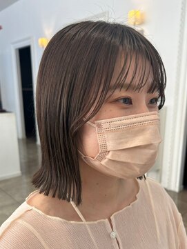 高知 南国市 BiBi glandjete外ハネボブ 切りっぱなしボブ 透明感