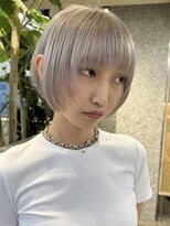 ショートボブハイトーンカラーミルクティーベージュダブルカラー