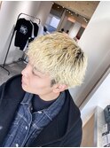 ブリーチパーマ　短髪ツイスパ