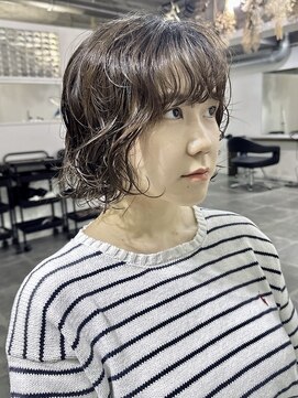 ビューナゴヤ 名駅(VIEW NAGOYA) 切りっぱなしボブ/ブルーブラック/ミニボブ/似合わせカット