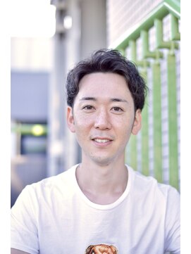 スイ(Sui) ツーブロックメンズパーマアップバング