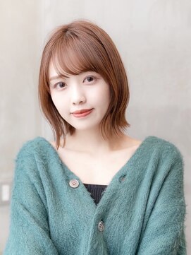 ケアリー 大日(Carelly) デザインカラー/レイヤーカット/ウェットヘア/ベージュ