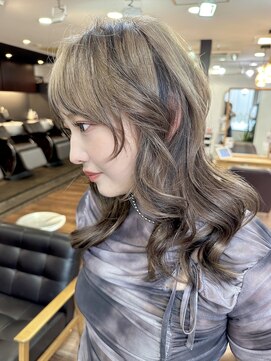 リコバイアフロート(riko by afloat) ローライト/ブリーチ/デザインカラー/ミルクティー/レイヤー