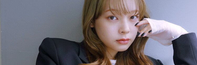 シア(sia)のサロンヘッダー