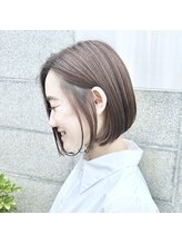ヘアー キュア トランク(Hair Cure TRUNK) 前下がりボブ。ベージュブラウンカラー
