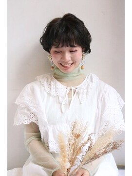 ロウブ(roubu.) アッシュグレーボブ ヘアアレンジプードルパーマロングヘア
