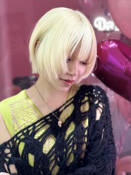 ダズリングディア(Dazzling Deer) ホワイトブロンド/抜きっぱなしブロンド/ブロンド