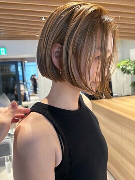 アオイ(aoi.) 薬院【aoi.】ブリーチなしオリーブベージュ