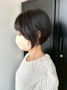 ビビッド(vivid) 重たく見えないショートカット