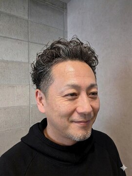 ワンワンオー バーバーショップ コンチネンタル(@110 BARBER SHOP continental) アップバング