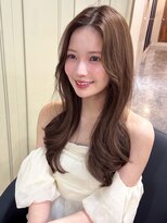 マリアバイアフロート(Maria by AFLOAT)&nbsp;〇くびれヘア 韓国レイヤーカット ブリーチなし 透明感カラー