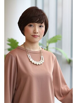 アンヘアナチュラル フェミニンショート