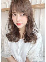ゆるふわくびれヘア（小顔オリーブカラーハイライトカラー）