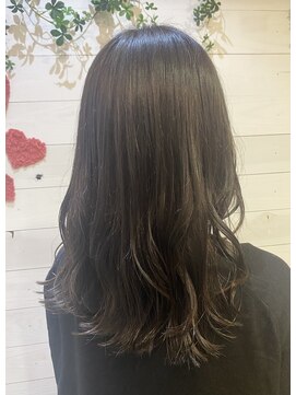 フレア 心 武庫之荘(flare) ゆる巻きミディアム＊アッシュグレージュ