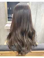 レイドバック(LAID BACK) 透明感 暗髪 大人可愛い抜け感ロング 秋冬 ニュアンスカラー