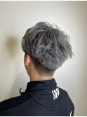 ツーブロック×シルバーカラー