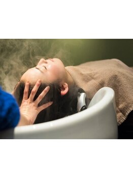 髪や頭皮はもちろん心まで癒される＊毎日頑張るあなたにおすすめのご褒美ヘッドスパ◇