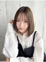 アーク(ARC+) 大人かわいいミニボブ ハイトーンカラー