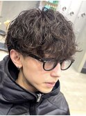 波巻きパーマメンズシャドウパーマウルフカット韓国ヘア刈り上げ