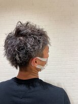 リタ ハマノマチ(LiTA hamanomachi)&nbsp;ツーブロック×強目ツイスパ