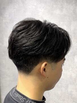 レイズ 名古屋(RAYS) 【ナチュラルセンターパート】【テーパーフェード】T