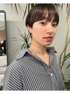 ビスチェ(Vische) 大人ショートヘア