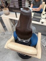シシ 新宿(She 2.)&nbsp;髪質改善/髪質改善ストレート/美髪矯正/縮毛矯正/新宿美容院
