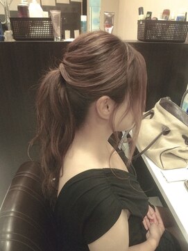 ヘアセットサロンエッジ(Edge) シンプルポニー