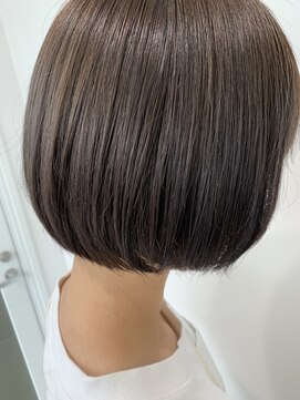 カフネ(KAHUNE) 【CUT】ミニボブ