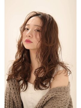 エヌプラス(N+) 黒髪グラデヘアーオリーブグレー小顔に見せるヘアココアベージュ