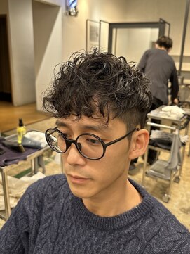ザデイ カットアンドカルチャーショップ(THE DAY CUT&CULTURE SHOP) スペインカール[メンズカット/フェード]