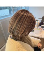 ティータ(teeta)&nbsp;ミルクティーベージュ×ハイライト