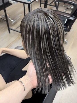 ヴィフ 大船(VIF) ハイライトカラーブリーチダブルカラー切りっぱなしボブ外ハネ