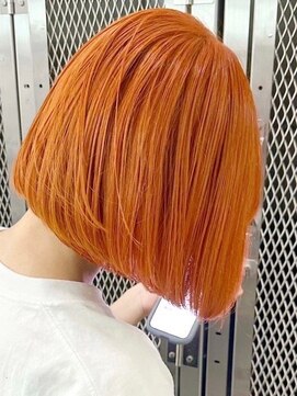 ウィコ 新宿(WICO) carrot orange×bob [新宿駅/モード/ダブルカラー]