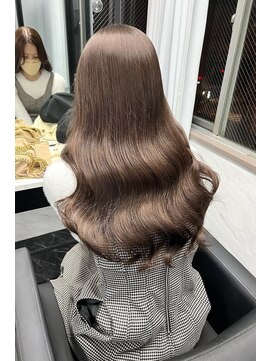 ランズ リアオオサカ(LANDS RiaOSAKA) アッシュベージュカラー 【韓国ヘア 大阪 梅田】