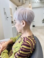 セルン(cerne)&nbsp;ショートヘアショートカットベリーショートハイトーンカラー