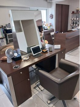 ミツハルチバ(MITSUHARU CHIBA)の写真/業界TOPで活躍したカラーリストがマンツーマン施術！フルフラットのシャンプーベッド【ＹＵＭＥ】使用☆