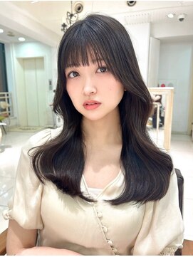 フォルテレイ 青山(FORTE Lei) 韓国風のくびれグレージュカラー、斜めバングも可愛い