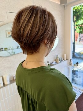 コス(KOS) 【KOS　立川】ハイライトカラー×大人ショートカット