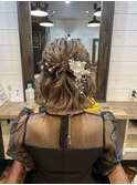 岡田≫結婚式ヘアセットハーフアップ