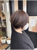 ショートヘアと白髪ぼかしは相性抜群