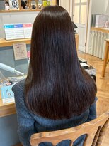 メルク ユニ(merc.uni)&nbsp;暗髪ロング/大人ガーリー/トリートメント/モテ髪/艶/髪質改善