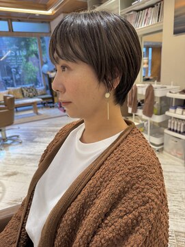 サーカス バイ ビュートリアム 青山(CIRCUS by BEAUTRIUM) マッシュショート　ショートヘア　耳掛けショート　ショート