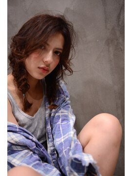 ミラバイグリーン(Mira by green) arrange loose  fishbone