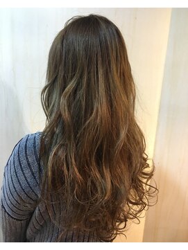 ヘアサロンエム 渋谷店(HAIR SALON M) グレージュロング