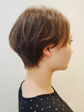 レンジシキチジョウジ (RENJISHI KICHIJOJI) ナチュラル刈り上げないショート【RENJISHI 松岡】