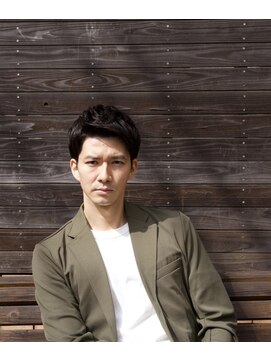 ダブル(W) スーツに似合うMEN’S HAIR メンズショート