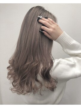 セカンド 二俣川駅(2nd) ホワイトベージュカラー☆