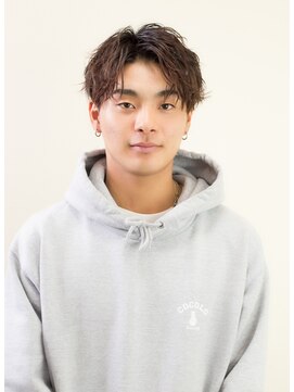 ユニ(uni) 前髪おろしてもよし！波打ちセンターパート！！